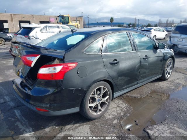 Photo 3 VIN: 1FADP3F23EL326300 - FORD FOCUS 