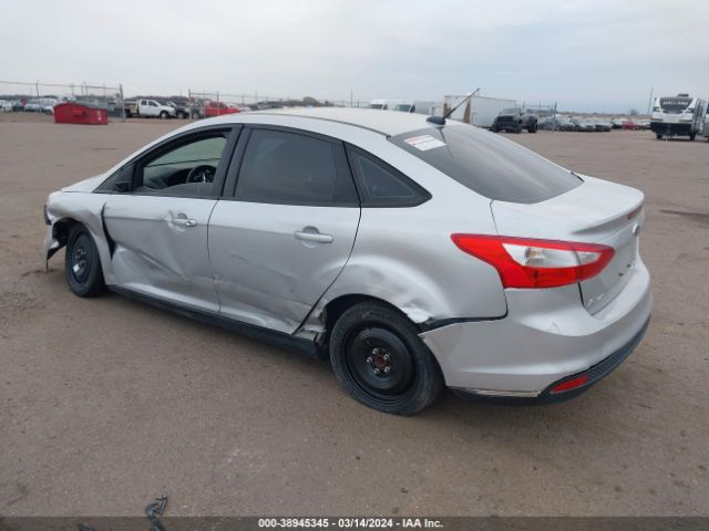 Photo 2 VIN: 1FADP3F23EL332470 - FORD FOCUS 