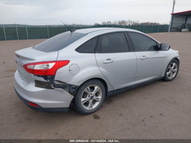 Photo 3 VIN: 1FADP3F23EL332470 - FORD FOCUS 