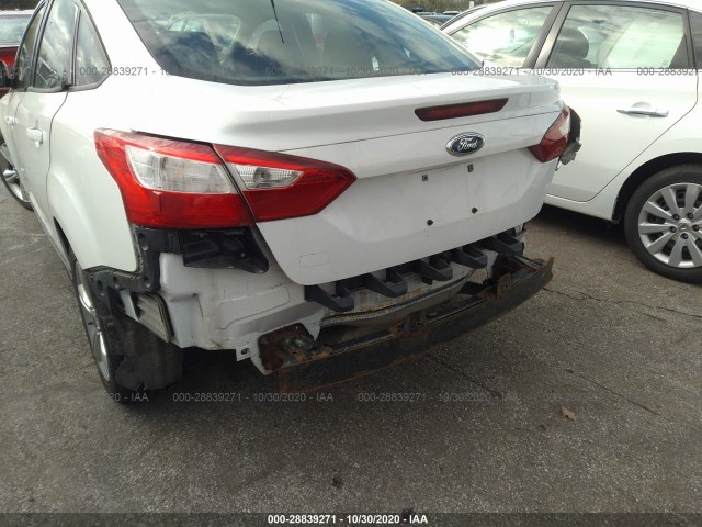 Photo 5 VIN: 1FADP3F23EL336342 - FORD FOCUS 