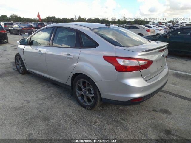 Photo 2 VIN: 1FADP3F23EL368207 - FORD FOCUS 