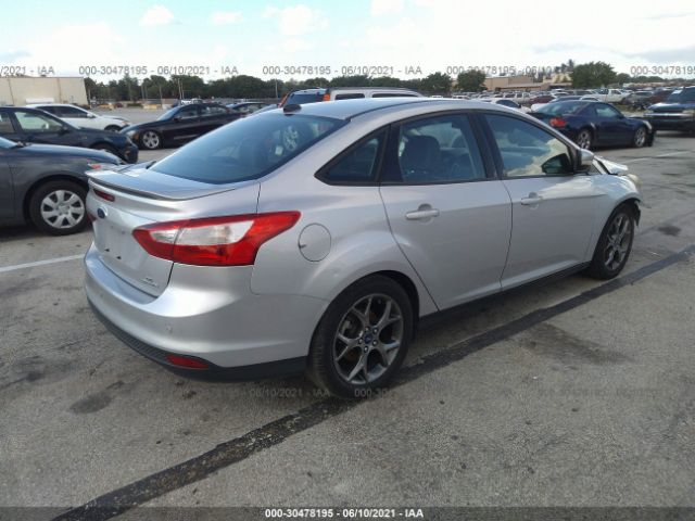 Photo 3 VIN: 1FADP3F23EL368207 - FORD FOCUS 