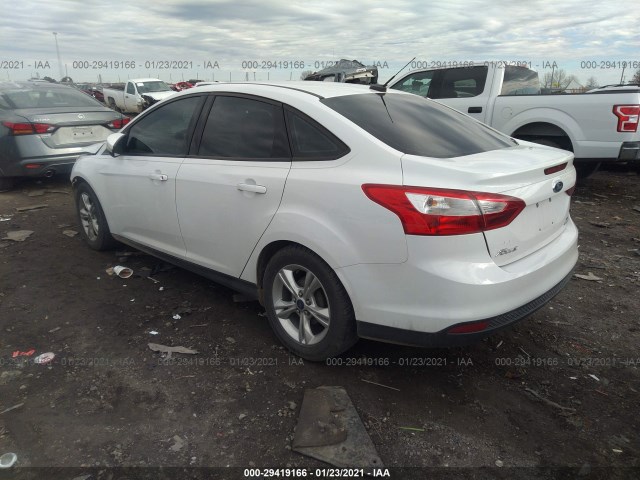 Photo 2 VIN: 1FADP3F23EL371432 - FORD FOCUS 