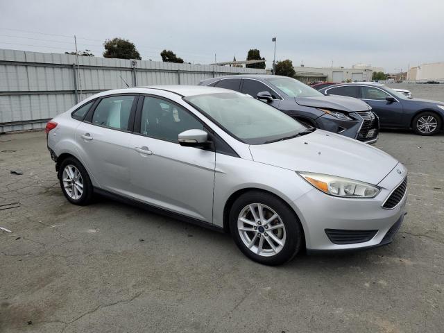 Photo 3 VIN: 1FADP3F23FL241622 - FORD FOCUS SE 