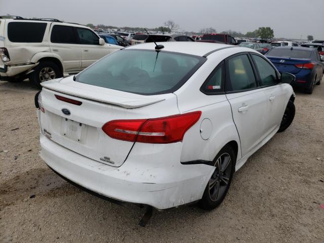 Photo 3 VIN: 1FADP3F23FL323737 - FORD FOCUS SE 