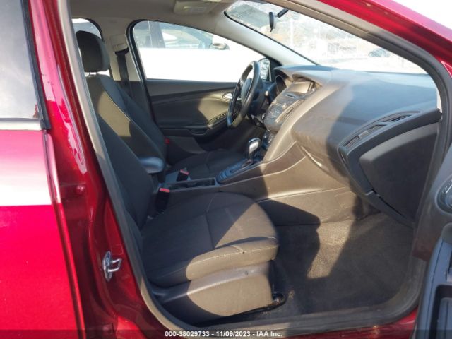 Photo 4 VIN: 1FADP3F23GL296976 - FORD FOCUS 