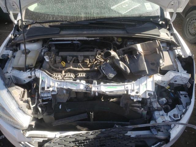 Photo 6 VIN: 1FADP3F23GL391554 - FORD FOCUS SE 