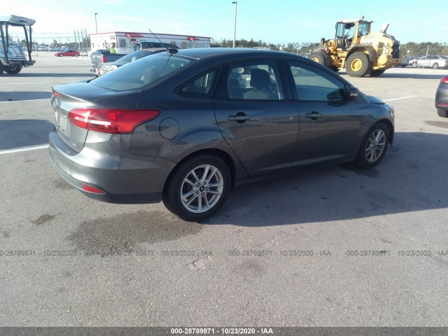 Photo 3 VIN: 1FADP3F23HL217033 - FORD FOCUS 