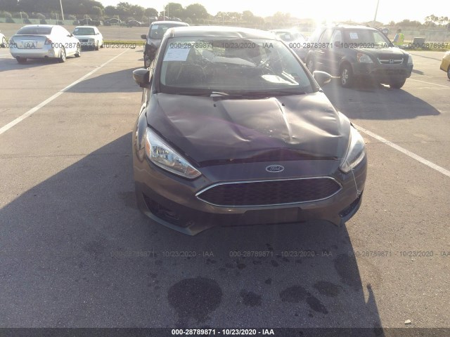 Photo 5 VIN: 1FADP3F23HL217033 - FORD FOCUS 