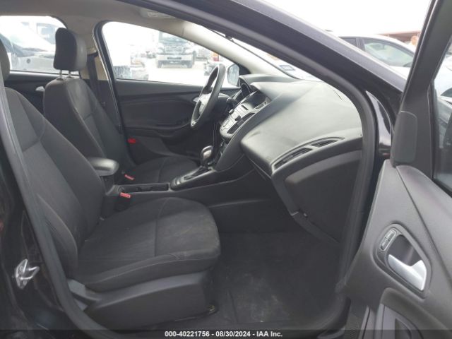 Photo 4 VIN: 1FADP3F23HL295666 - FORD FOCUS 