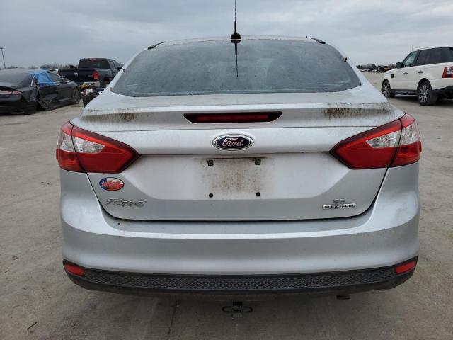 Photo 5 VIN: 1FADP3F24DL106906 - FORD FOCUS 