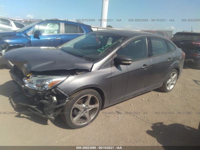 Photo 1 VIN: 1FADP3F24DL145737 - FORD FOCUS 