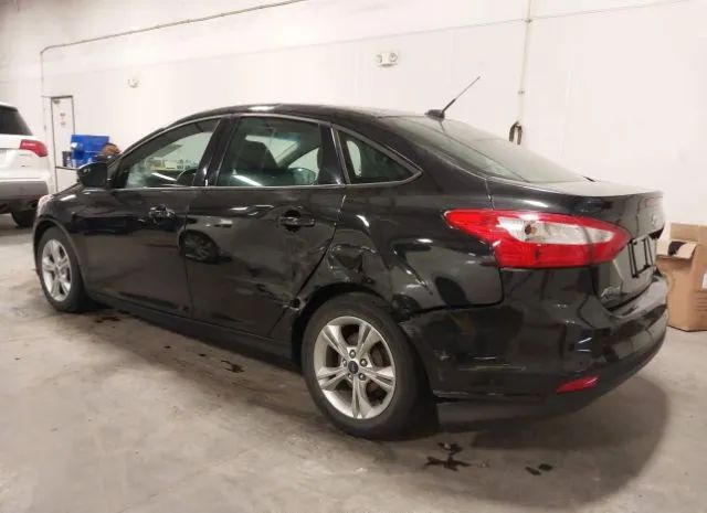 Photo 2 VIN: 1FADP3F24DL200557 - FORD FOCUS 