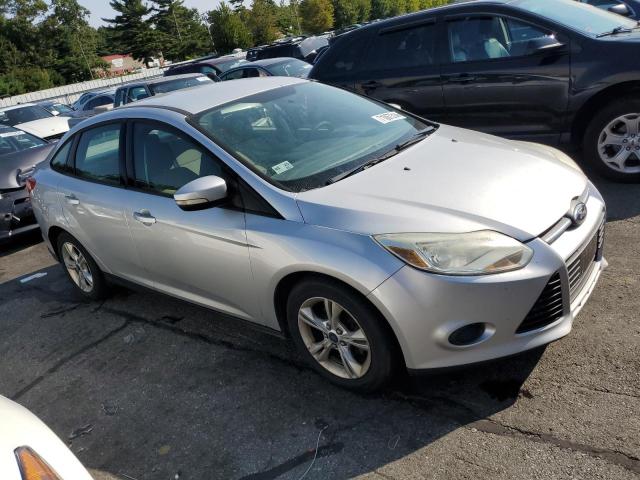 Photo 3 VIN: 1FADP3F24DL229668 - FORD FOCUS SE 