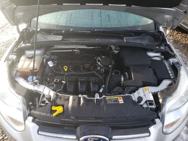 Photo 6 VIN: 1FADP3F24DL232957 - FORD FOCUS SE 