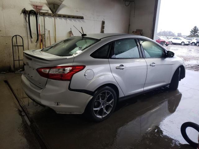 Photo 2 VIN: 1FADP3F24DL234613 - FORD FOCUS SE 