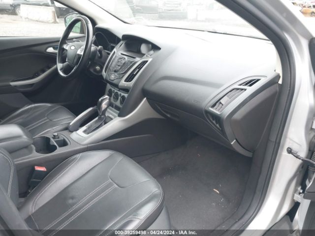 Photo 4 VIN: 1FADP3F24DL265599 - FORD FOCUS 