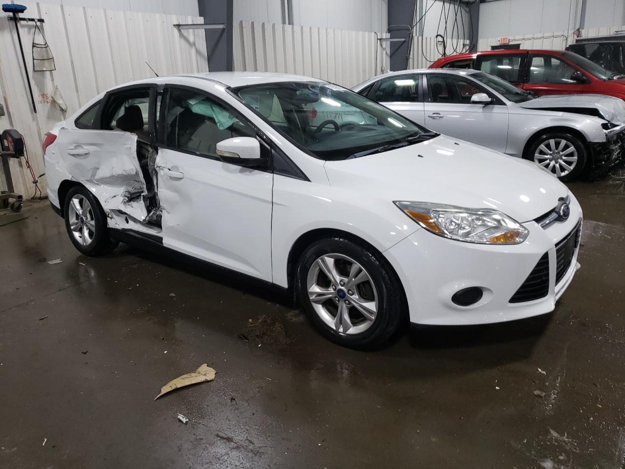 Photo 3 VIN: 1FADP3F24DL295007 - FORD FOCUS 