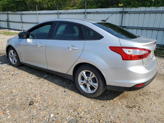 Photo 1 VIN: 1FADP3F24DL300223 - FORD FOCUS SE 