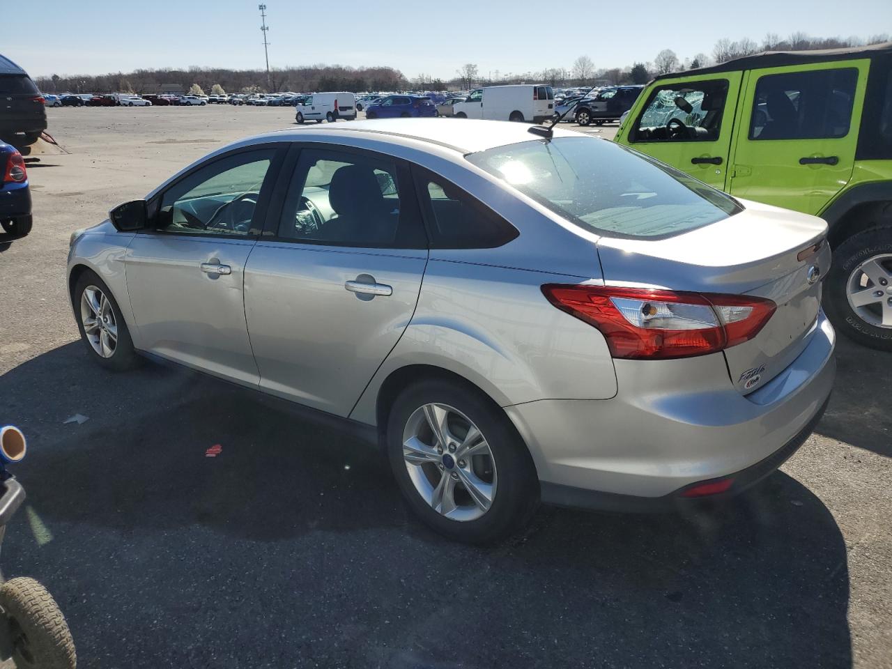 Photo 1 VIN: 1FADP3F24DL311528 - FORD FOCUS 