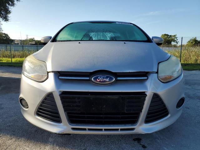 Photo 4 VIN: 1FADP3F24DL312565 - FORD FOCUS 