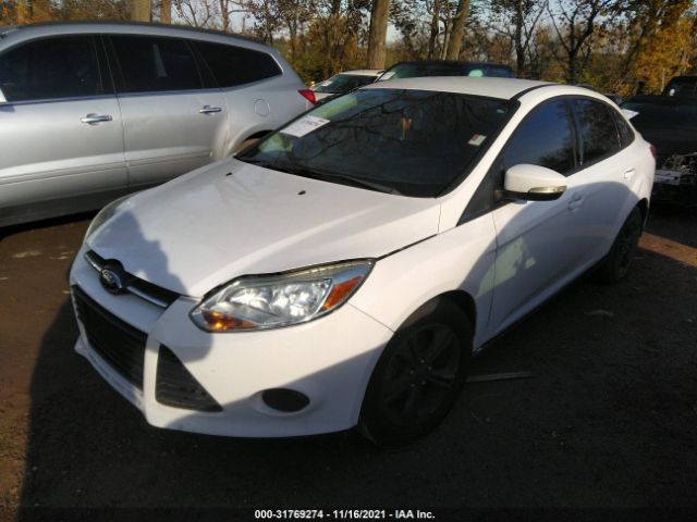 Photo 1 VIN: 1FADP3F24DL325705 - FORD FOCUS 