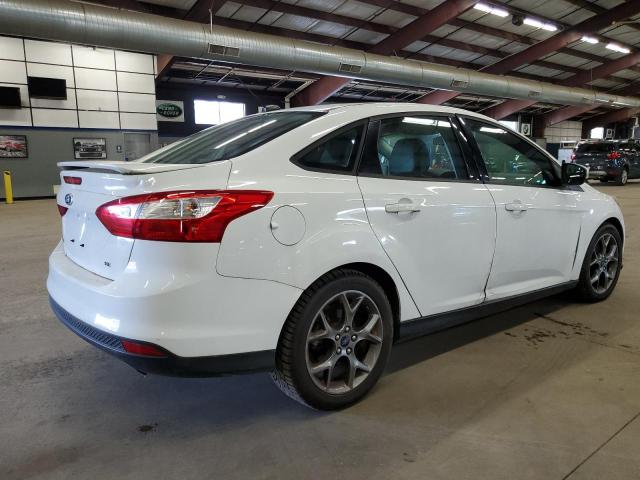 Photo 2 VIN: 1FADP3F24DL337174 - FORD FOCUS SE 