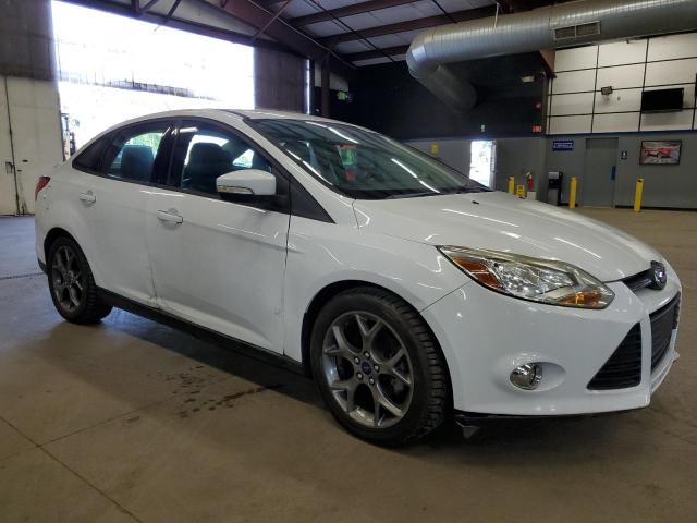 Photo 3 VIN: 1FADP3F24DL337174 - FORD FOCUS SE 