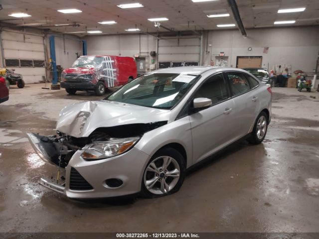 Photo 1 VIN: 1FADP3F24EL158859 - FORD FOCUS 