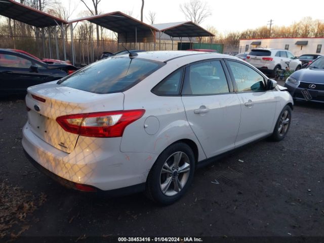 Photo 3 VIN: 1FADP3F24EL170932 - FORD FOCUS 