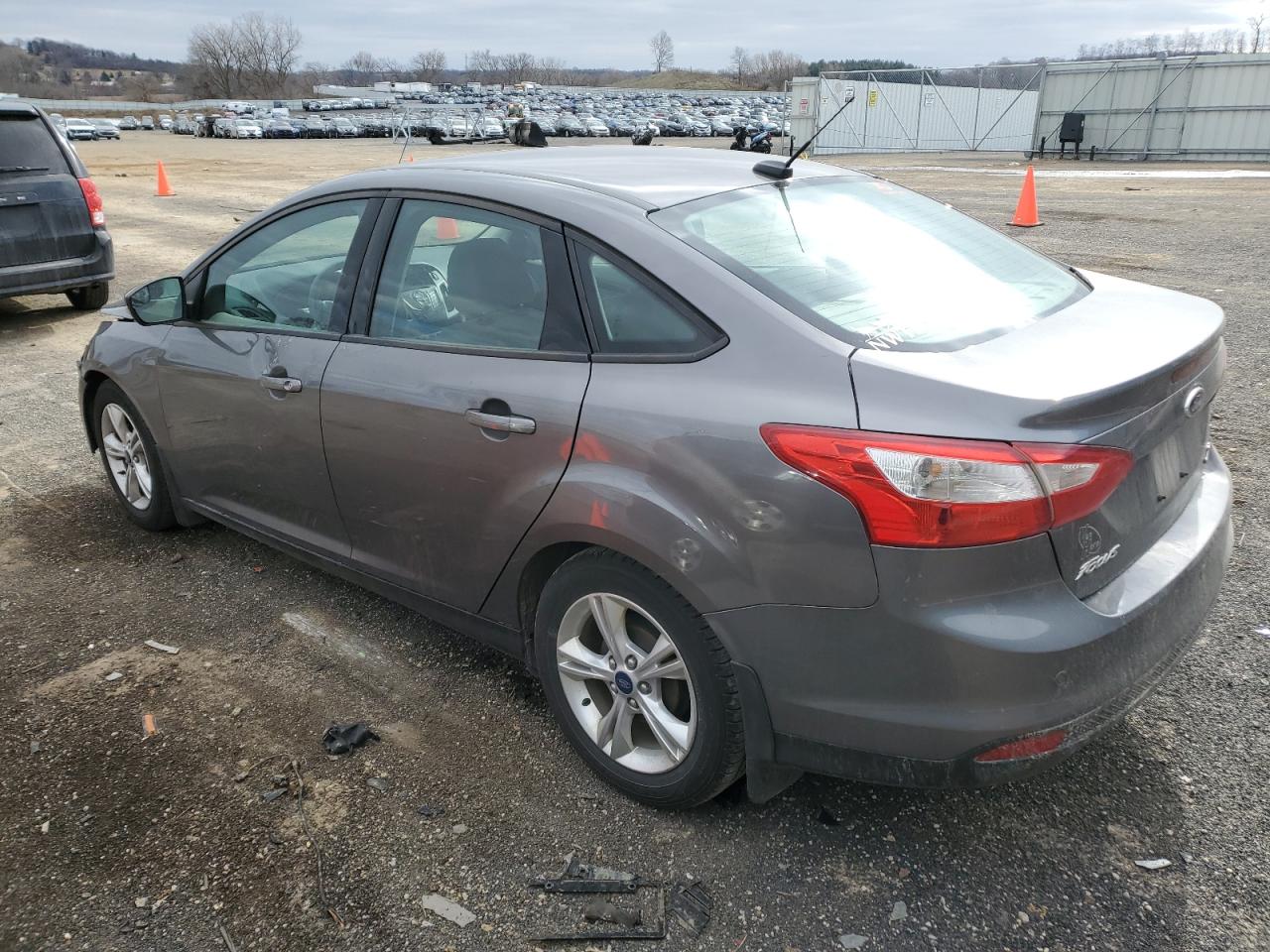 Photo 1 VIN: 1FADP3F24EL173233 - FORD FOCUS 