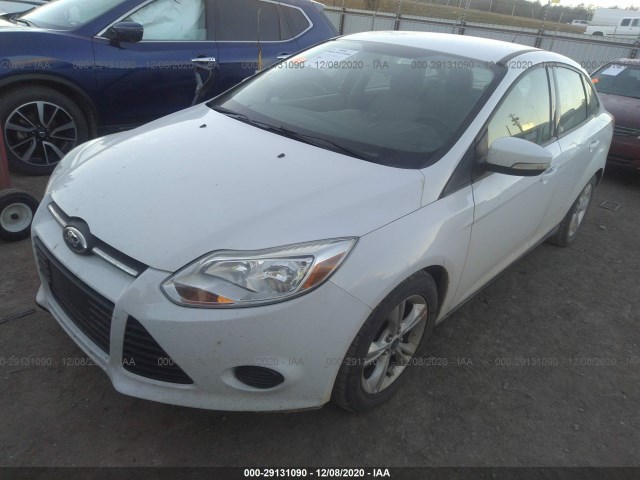 Photo 1 VIN: 1FADP3F24EL186421 - FORD FOCUS 