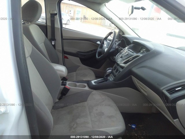 Photo 4 VIN: 1FADP3F24EL186421 - FORD FOCUS 