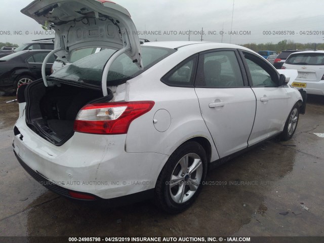 Photo 3 VIN: 1FADP3F24EL204917 - FORD FOCUS 