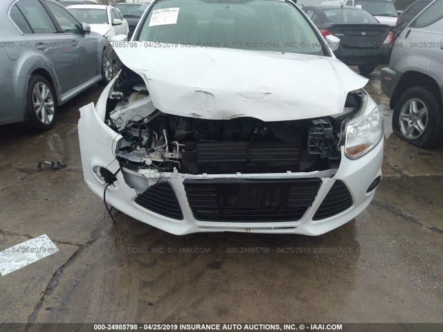 Photo 5 VIN: 1FADP3F24EL204917 - FORD FOCUS 