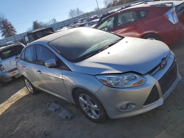 Photo 3 VIN: 1FADP3F24EL218848 - FORD FOCUS 