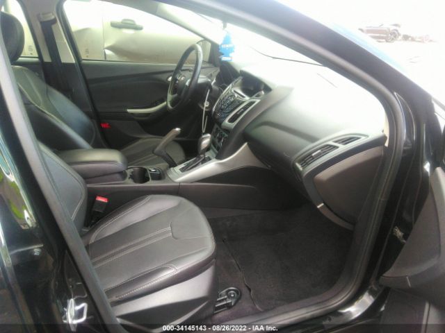 Photo 4 VIN: 1FADP3F24EL240414 - FORD FOCUS 