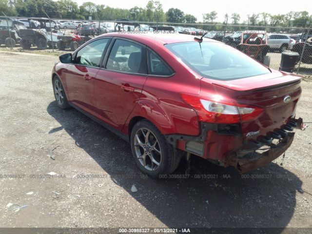 Photo 2 VIN: 1FADP3F24EL245435 - FORD FOCUS 