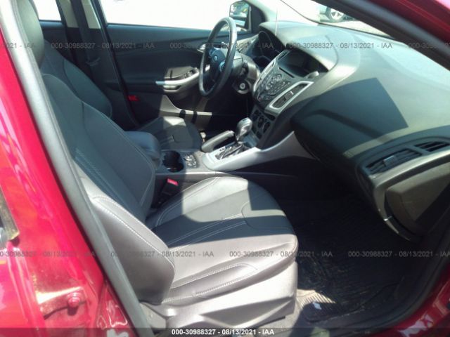 Photo 4 VIN: 1FADP3F24EL245435 - FORD FOCUS 