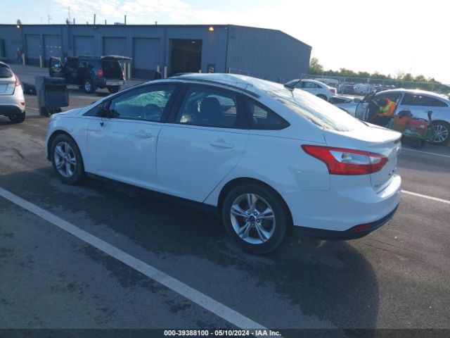 Photo 2 VIN: 1FADP3F24EL262820 - FORD FOCUS 