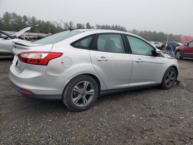 Photo 2 VIN: 1FADP3F24EL268407 - FORD FOCUS SE 