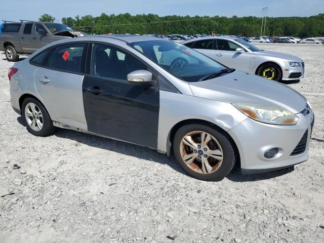 Photo 3 VIN: 1FADP3F24EL313586 - FORD FOCUS SE 