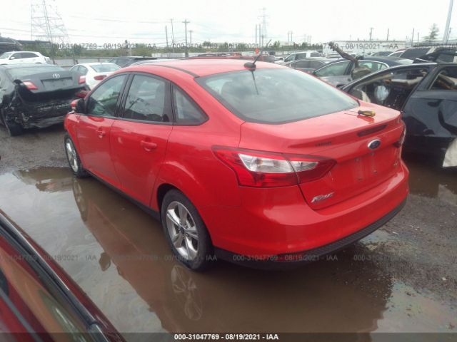 Photo 2 VIN: 1FADP3F24EL318674 - FORD FOCUS 