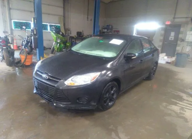 Photo 1 VIN: 1FADP3F24EL326810 - FORD FOCUS 