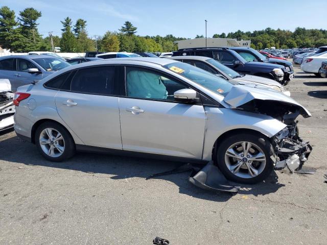 Photo 3 VIN: 1FADP3F24EL338195 - FORD FOCUS SE 