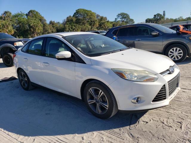 Photo 3 VIN: 1FADP3F24EL367535 - FORD FOCUS SE 