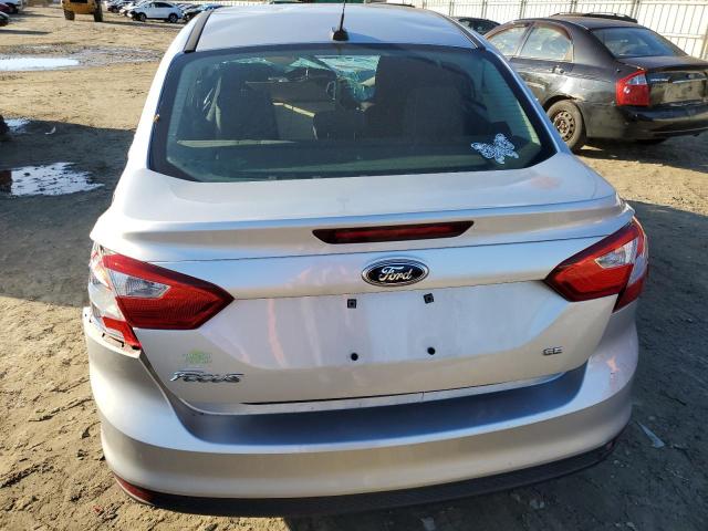 Photo 5 VIN: 1FADP3F24EL370564 - FORD FOCUS SE 