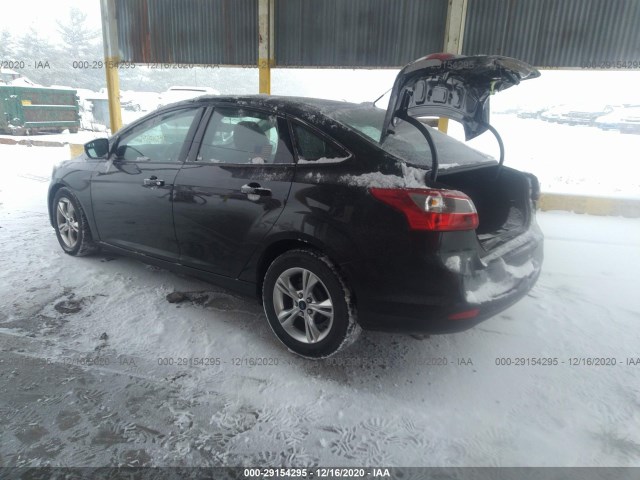 Photo 2 VIN: 1FADP3F24EL388062 - FORD FOCUS 