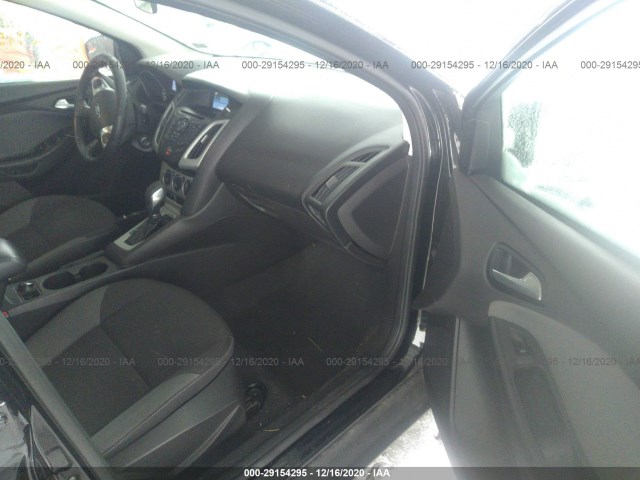 Photo 4 VIN: 1FADP3F24EL388062 - FORD FOCUS 