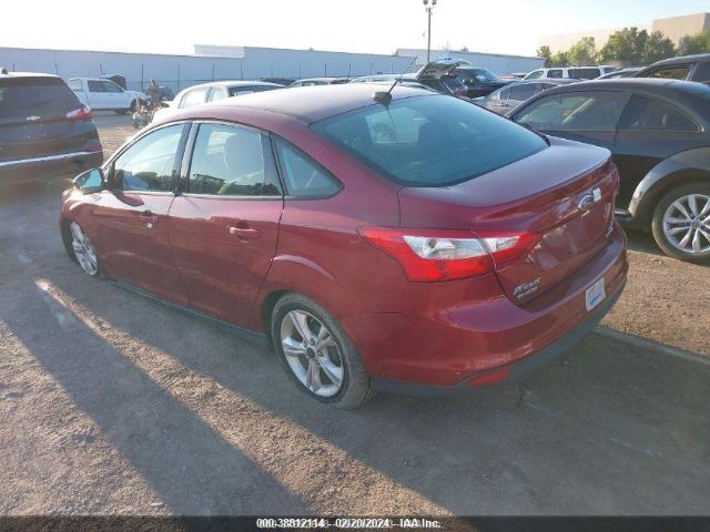 Photo 2 VIN: 1FADP3F24EL410982 - FORD FOCUS 